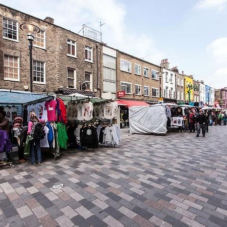 Awesome Apartment In The Heart Of Camden Town Лондон Екстериор снимка